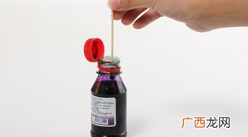 手上紫药水用什么能洗下去 手上的紫药水用什么能洗下去
