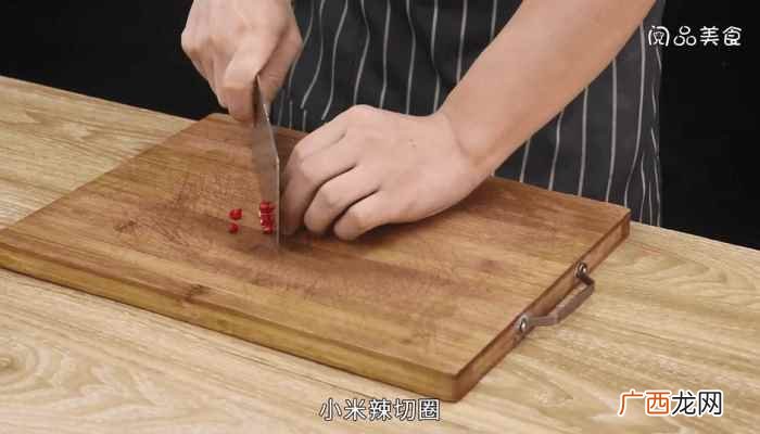 干墨鱼怎么做好吃的做法 雪菜墨鱼丝