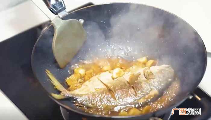 蒜香鲳鱼的做法大全 蒜香鲳鱼的做法