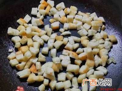 馒头片裹鸡蛋怎么做