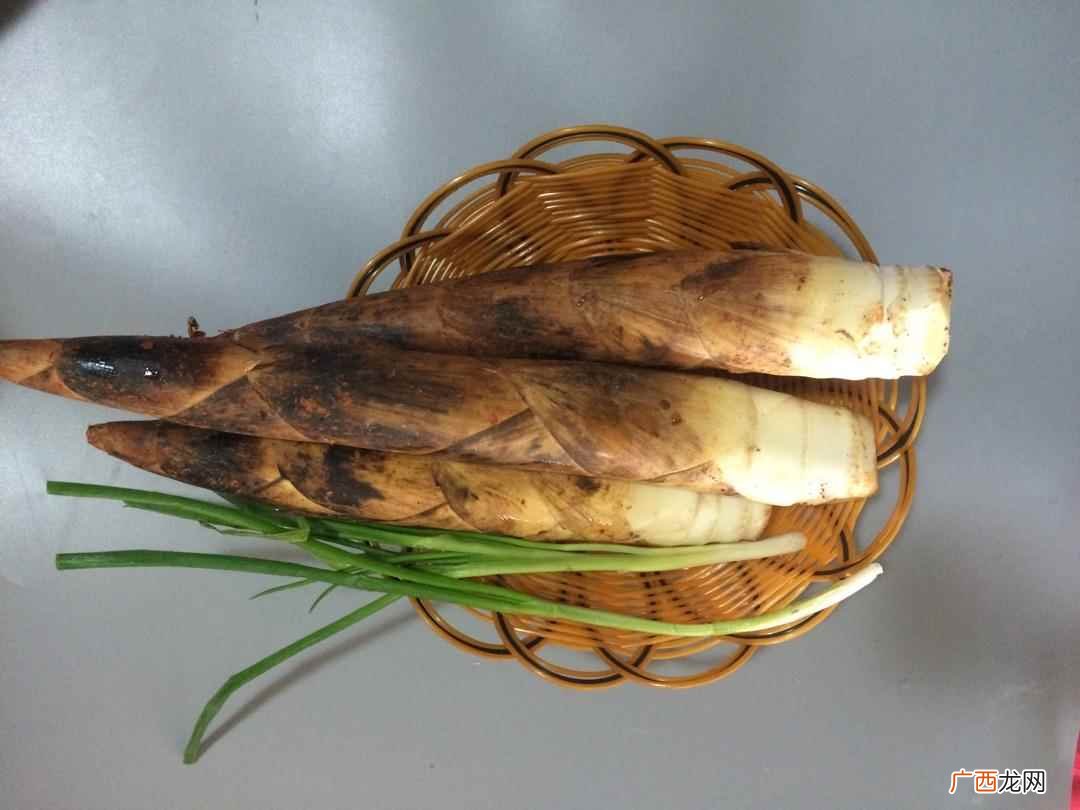 在平时生活中食用春笋和红糖的时候可以将这两种食材放置在一起食 春笋和红糖能一起吃吗