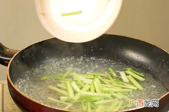 鸡头米的做法家常 鸡头米的做法