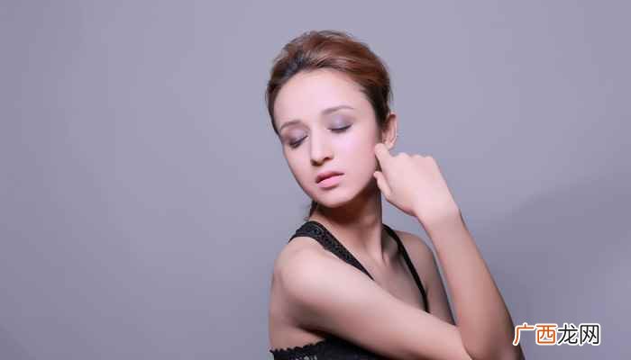 伪素颜妆需要哪些化妆品新手 伪素颜妆需要哪些化妆品