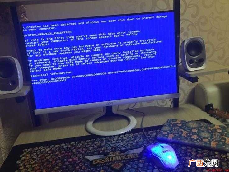 电脑显示屏不亮但是主机已开机怎么解决