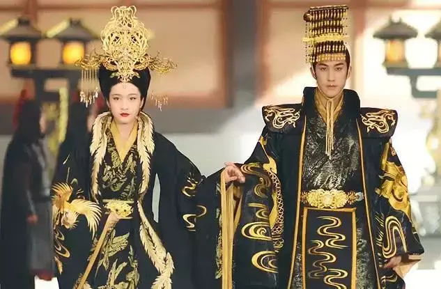 最后主角人物的结局太惨了 白发大结局剧情介绍