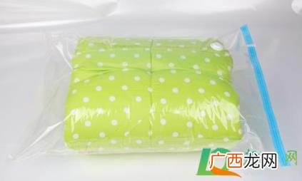 怎么收纳折叠被子占地方小 被子怎么收纳占地方小