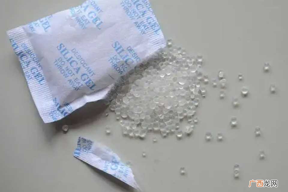 食品干燥剂有哪些成分不同 食品干燥剂是什么成分化学式
