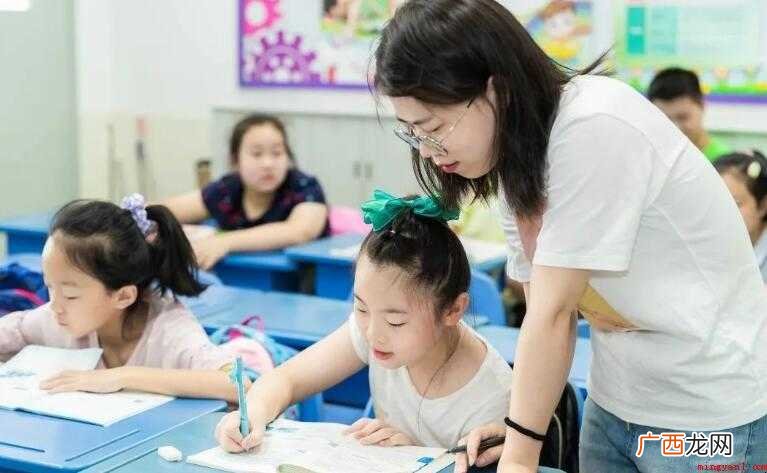 翘舌音有哪些字母