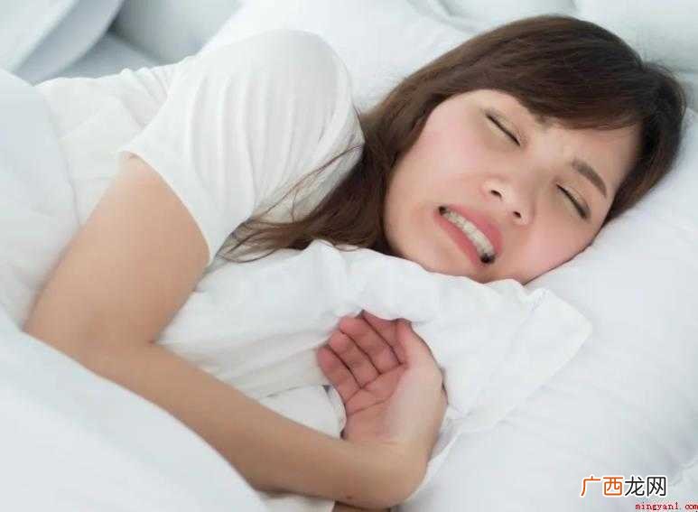 睡觉流口水是什么原因引起的