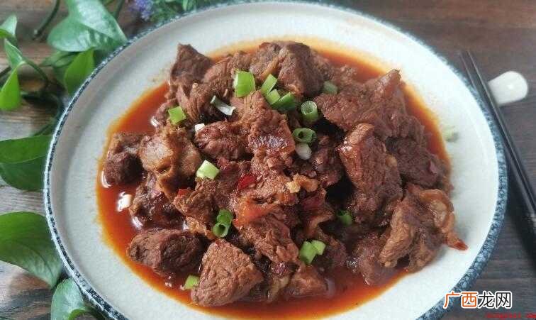 煮牛肉放什么调料 牛肉富含蛋白质,氨基酸组成比猪肉更接近人体