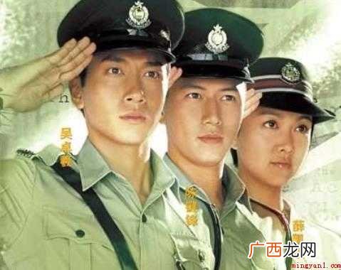 《学警雄心》讲述了什么剧情