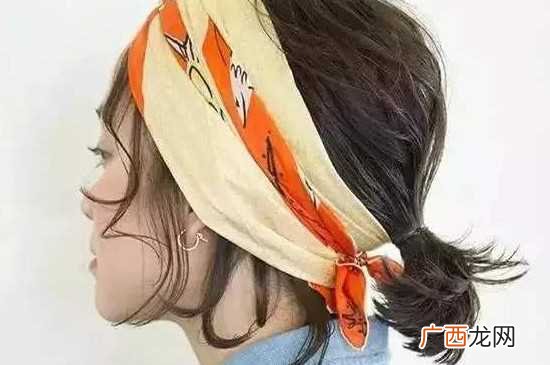 发带怎么带才好看 发带怎么戴