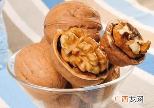 核桃一天吃几个最好什么时候吃 核桃一天吃几个最好