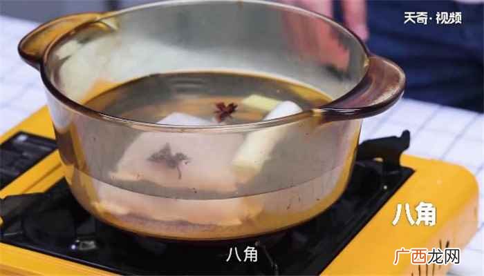 鸡胸肉怎么做好吃 230大卡增肌鸡肉蔬菜沙拉的做法
