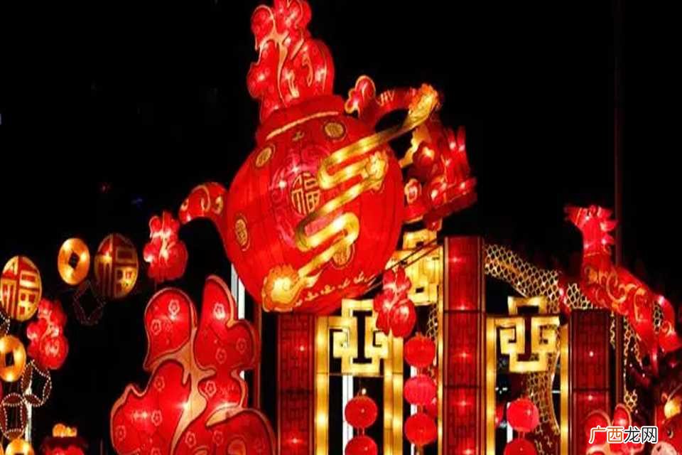 中秋节放孔明灯的注意事项 中秋节是不是要放孔明灯