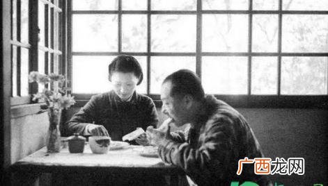 赵一荻为什么床要三面围起来 赵一荻真的是为爱坚守吗