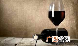 白葡萄酒的口感更适合新人 新手怎么挑选红酒好喝