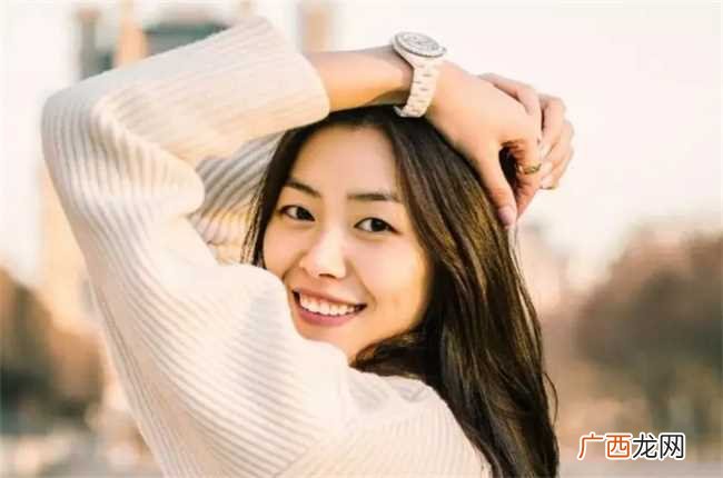嘴上有痣好不好