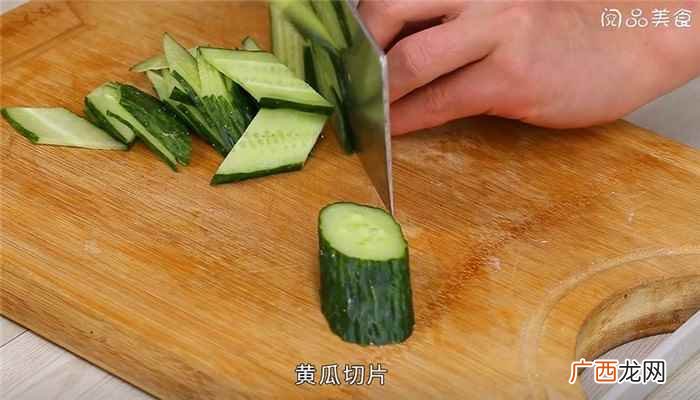 西蓝花的做法 黄瓜木耳腐竹炒肉怎么做