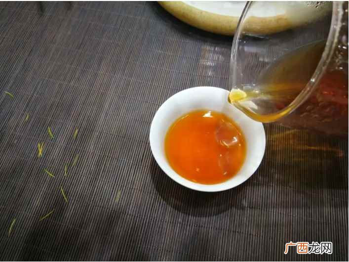 普洱茶的冲泡方法及存放方法 普洱茶生茶和熟茶的区别是什么
