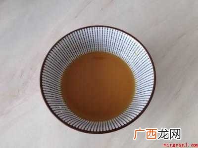 鹌鹑蛋配什么菜炒