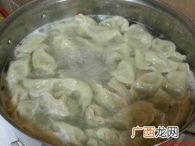 蒸饺可以用水煮着吃吗