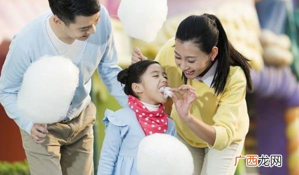 靠谱的父母才能养育有出息的孩子 父母养不出真正优秀的孩子