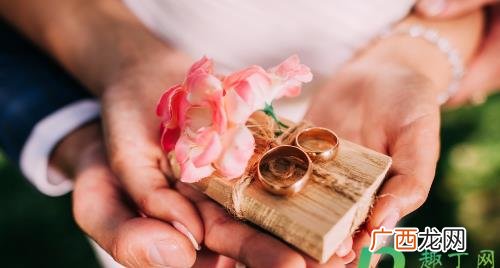 2021适合春节订婚的好日子 2023春节订婚好吗