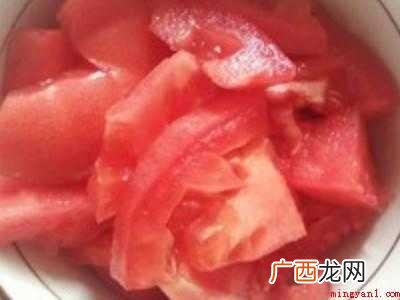 八月瓜皮怎么吃共有5步 八月瓜皮怎么吃