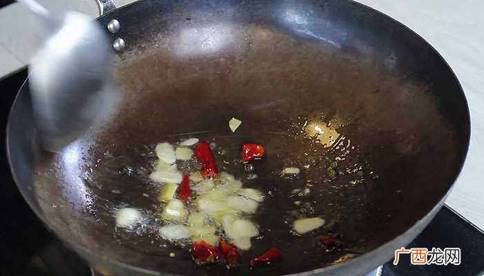 炒鸭肉的做法怎么做好吃 炒鸭肉的做法的做法