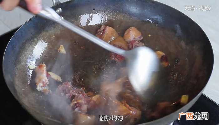 炒鸭肉的做法怎么做好吃 炒鸭肉的做法的做法
