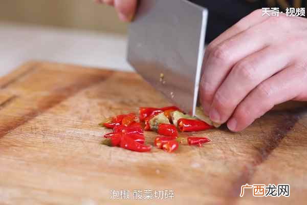 牛肉汤怎么做好吃 老坛酸菜牛肉面的做法