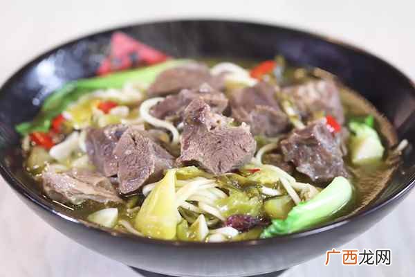 牛肉汤怎么做好吃 老坛酸菜牛肉面的做法