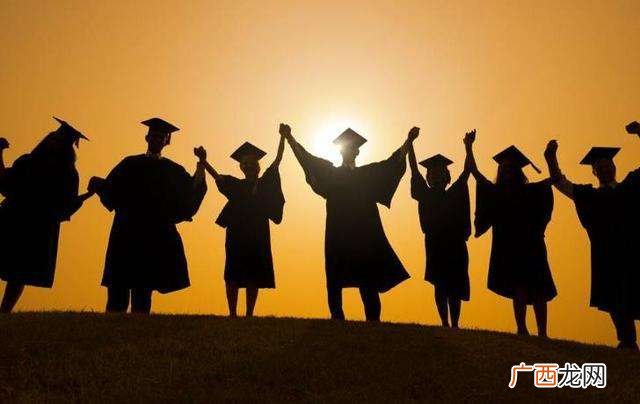 医学博士和教授哪个学历高 博士和教授哪个学历高