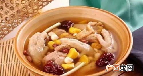 榴莲皮炖鸡用公鸡还是母鸡 榴莲炖鸡用公鸡还是母鸡