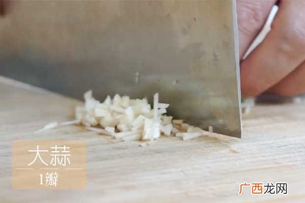 炝炒油麦菜怎么做好吃 炝炒油麦菜的做法
