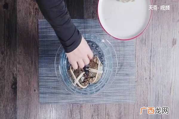 清蒸河蟹怎么做好吃 清蒸河蟹的做法