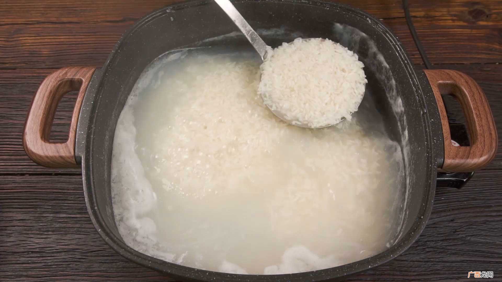 四季豆焖饭怎么做好吃 四季豆焖饭的做法