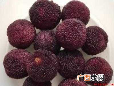 杨梅怎么吃的具体操作步骤 杨梅怎么吃的