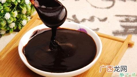 葱伴侣甜面酱是甜的还是咸的 甜面酱味道是甜还是咸