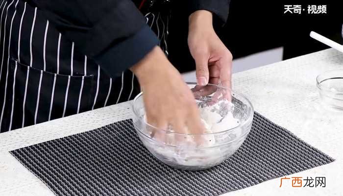 韭菜盒子怎么做好吃 韭菜盒子的做法