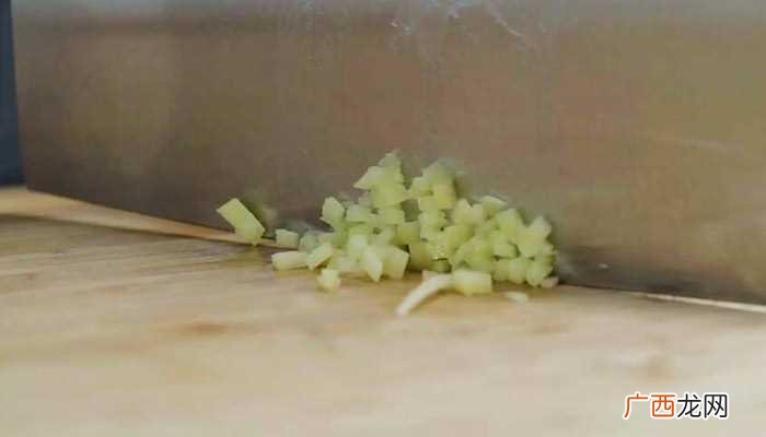 荷兰豆炒肉怎么炒怎么做好吃 荷兰豆炒肉怎么炒的做法