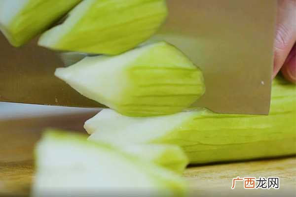 清炒丝瓜怎么做好吃 清炒丝瓜的做法