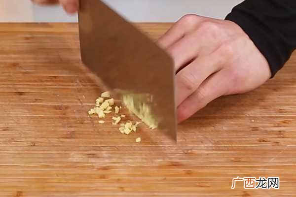 干煸豆角怎么做好吃 干煸豆角的做法
