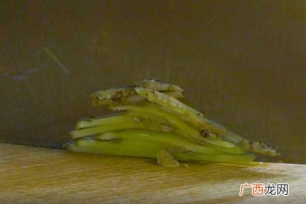清蒸鲫鱼怎么做好吃 清蒸鲫鱼的做法