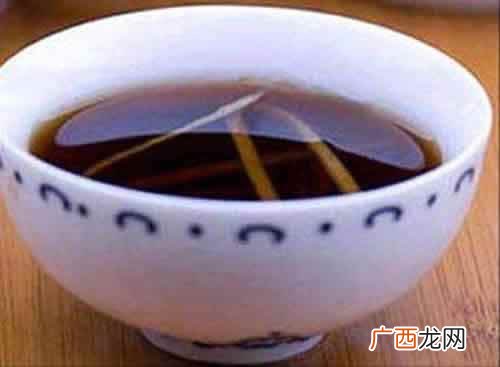 红糖姜汤的功效与作用 风寒感冒姜汤做法,风寒感冒姜汤怎么熬