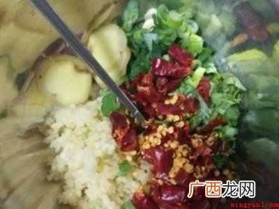 脱骨鸡爪怎么弄才好吃又简单