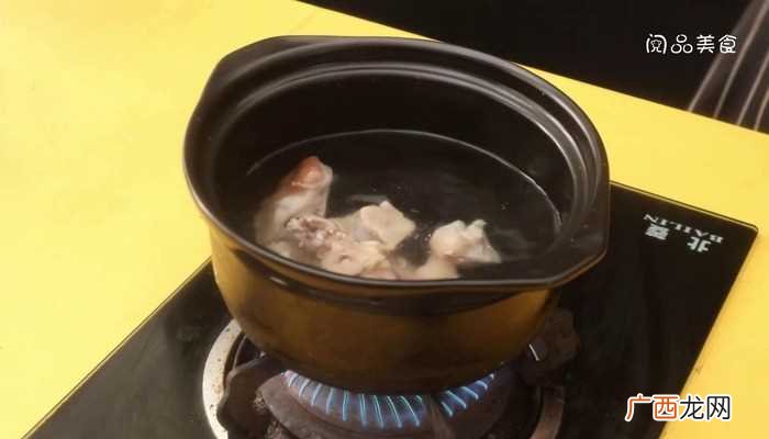 猪蹄的做法 莲藕猪脚汤