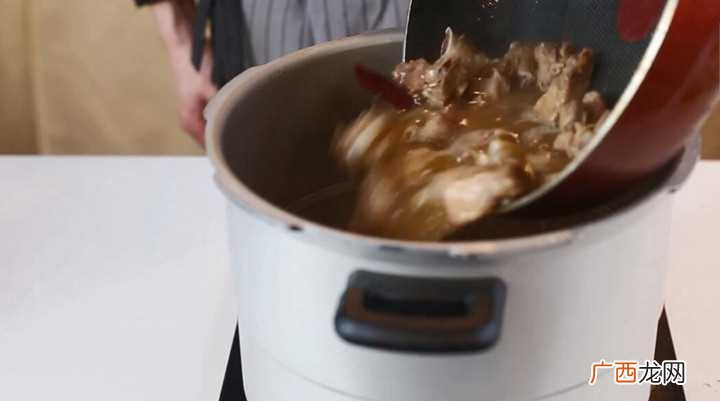 高压锅炖排骨怎么做好吃 高压锅炖排骨的做法