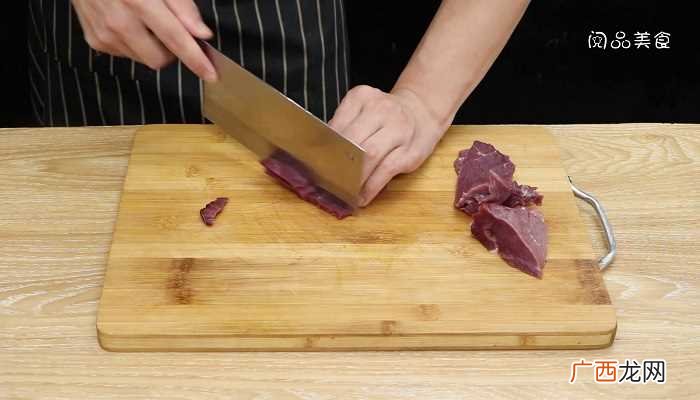 尖椒爆炒牛肉怎么做好吃 尖椒爆炒牛肉的做法